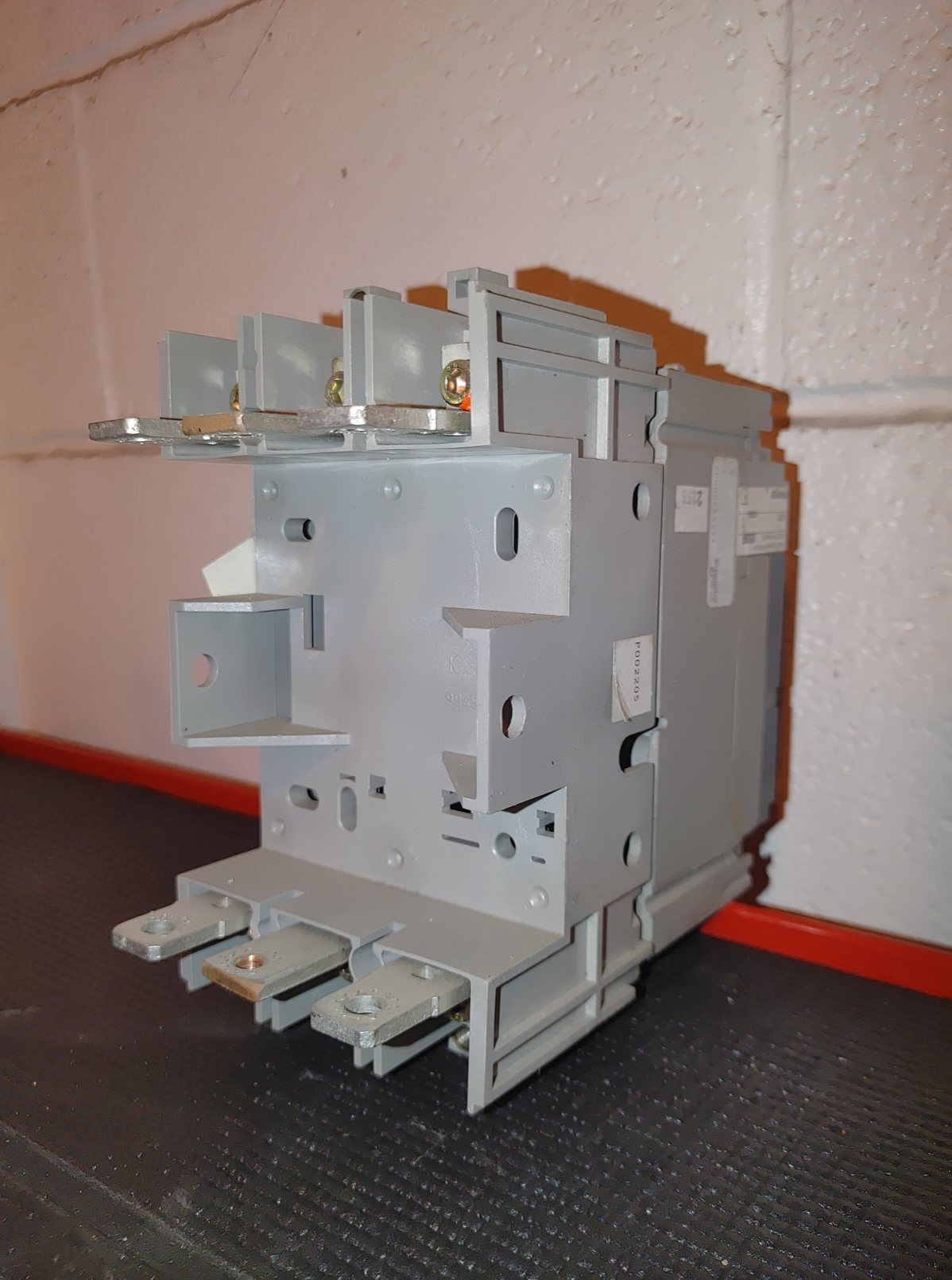 MERLIN GERIN, NSF250 N, 225A (S6LLST1303)(S6LLST1303)