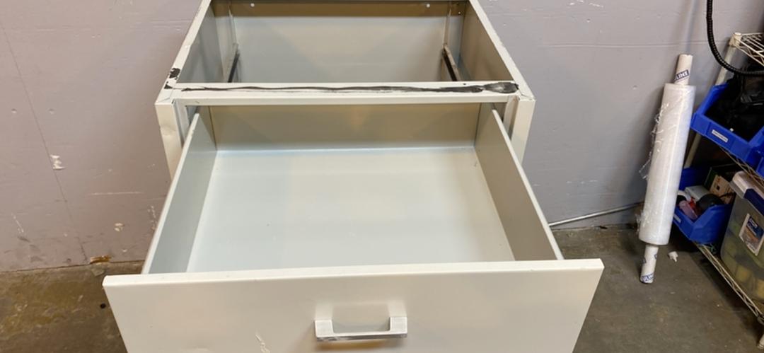 24x23x34" 2' St Charles 4 Drwr Casework Lab Cabinet(S6LLST6492)