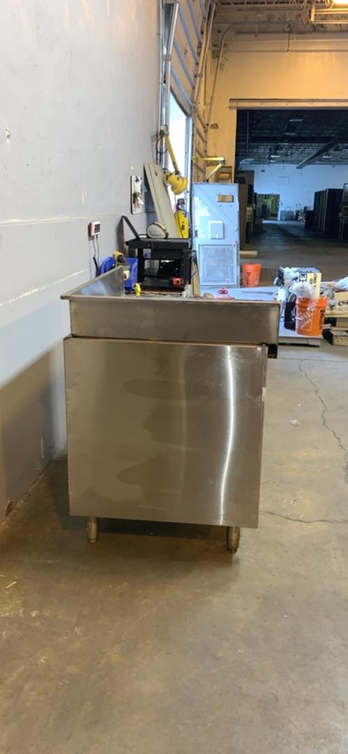 42x30x40 Stainless Cafeteria Prep Counter Backsplash & Drawer(S6LLST6309)