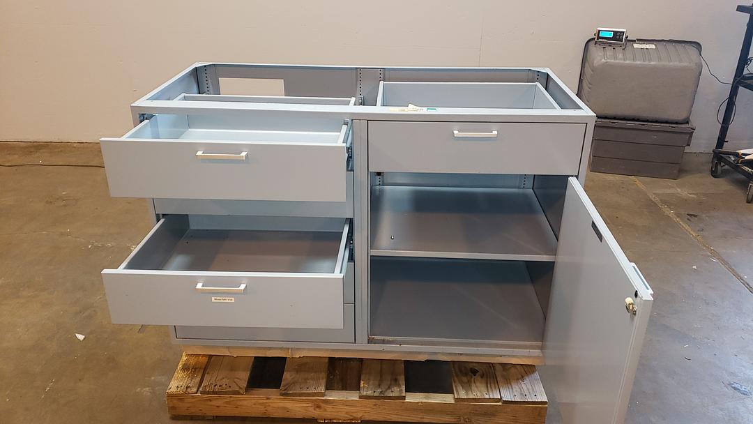 48x22x36" Fisher Hamilton Metal Lab Casework Cabinet(S6LLST7382)