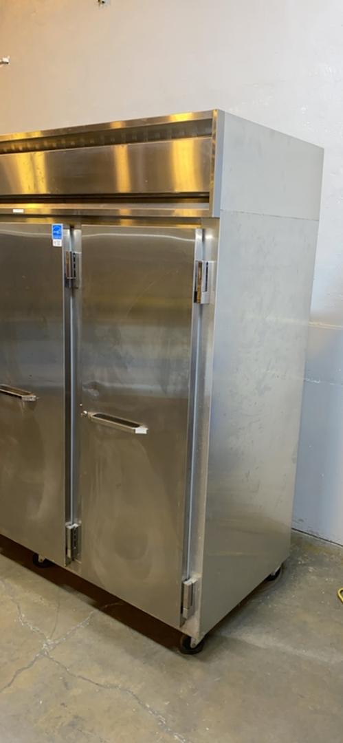 78 Continental Reach Refrigerator 3R Tested 30 degrees (S6LLST5835)