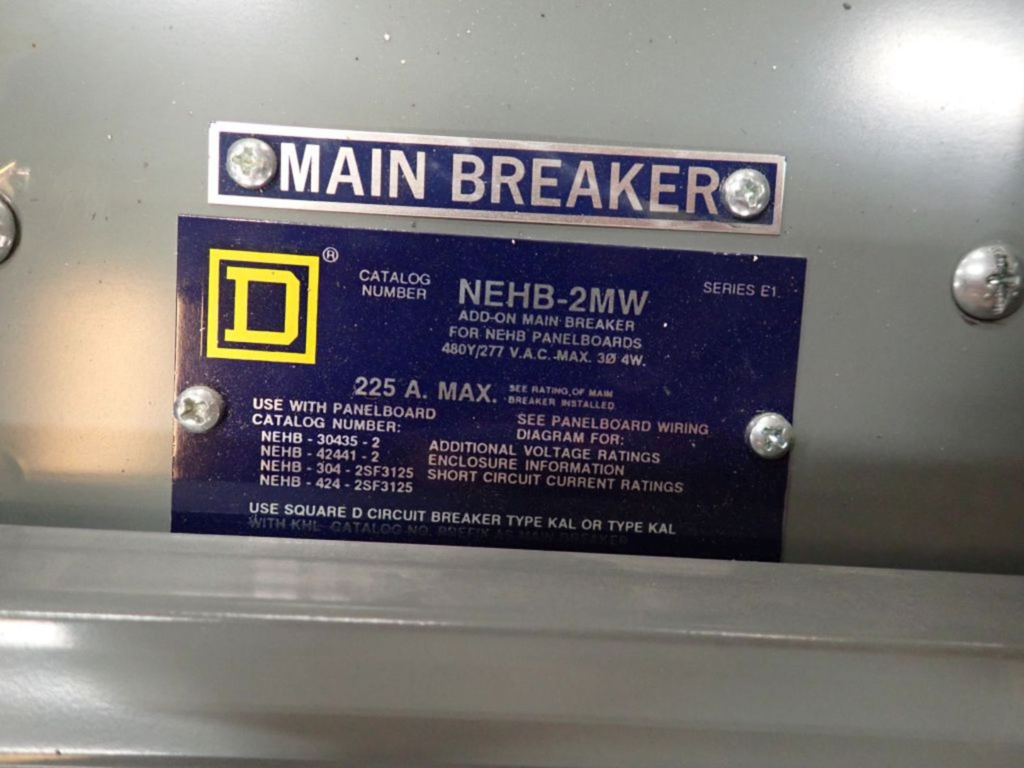 Square D 225A NEHB Panelboard NEHB-42441-2 480Y/277V, 3PH w/ Circuit Breakers & Main