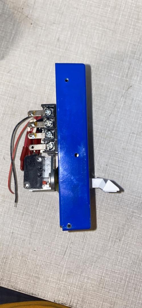 *Pickup Only* SDC Pull Station Emergency Door Release Model 492(S6LLST6973)