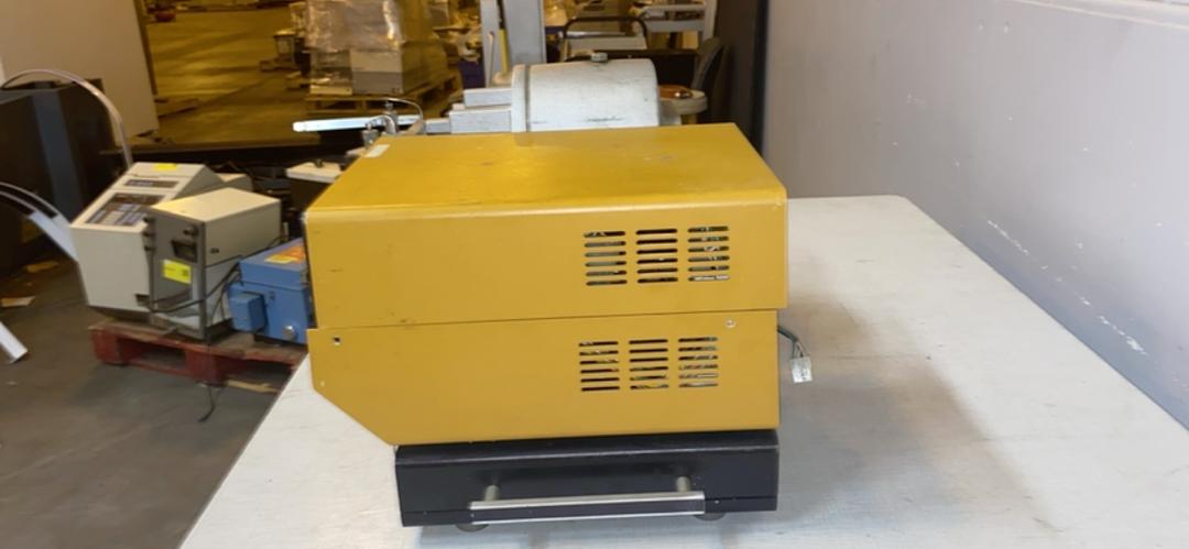 Altex Model 104 High performance liquid chromatography