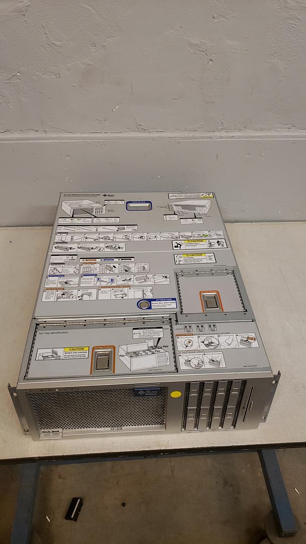 Sun Microsystems SunFire V445