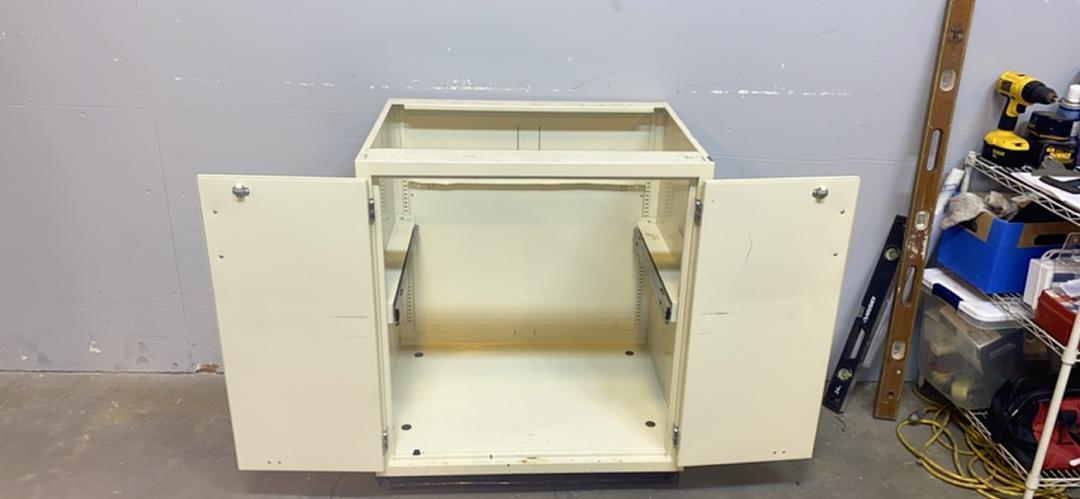 36" Jamestown Base (SKU: S6LLST4989)(S6LLST4989)