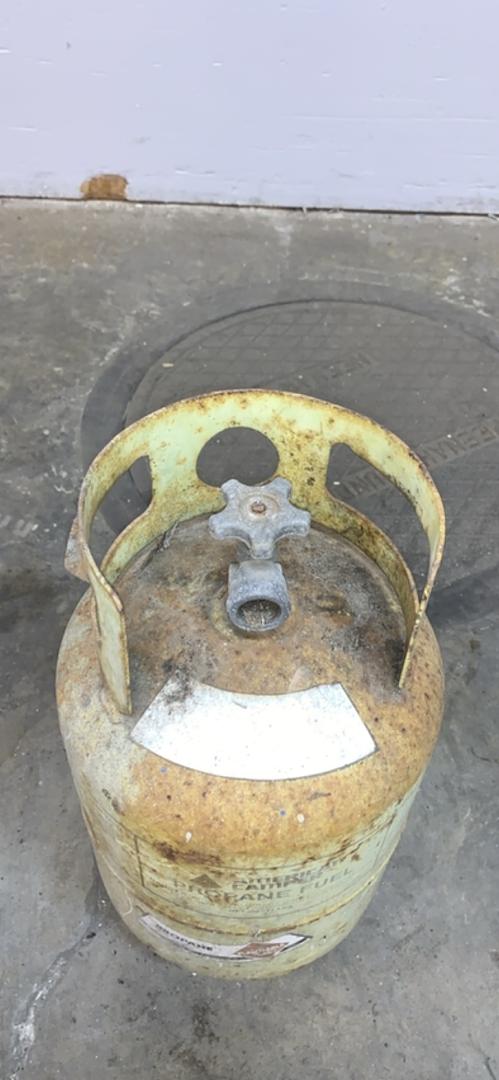 Small Propane Tank by American Camper 9x9x17(S6LLST8816)