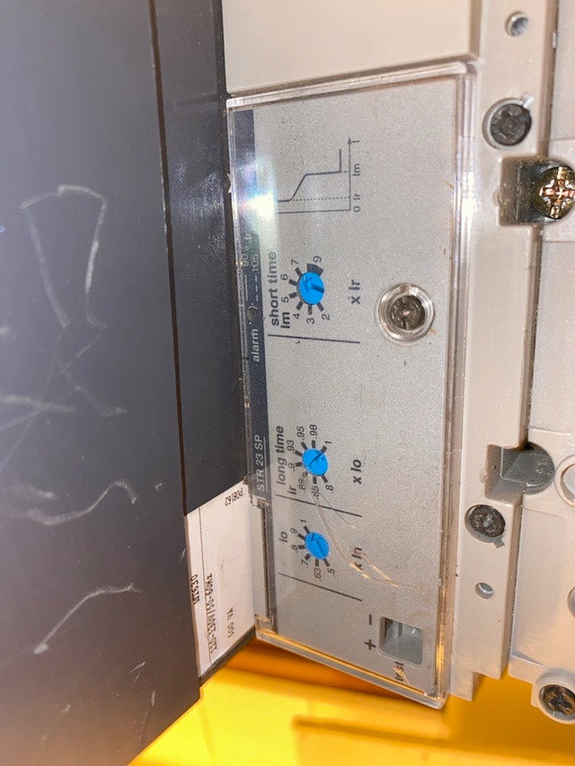 MT630 Schneider Compact NSJ Trip STR23SP Circuit Breaker(S6LLST1592)