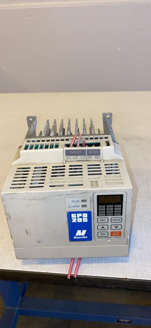 MAGNETEK GPD205-B003 AC Drive(S6LLST4296)