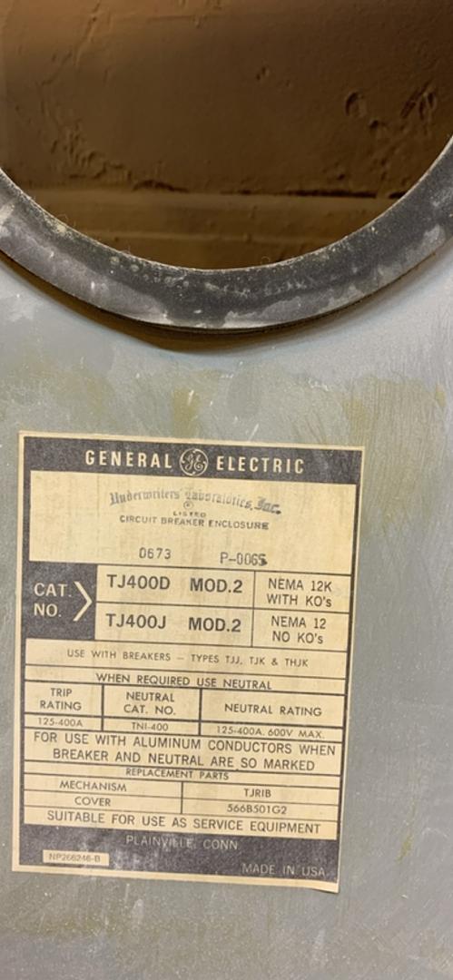 GE TJ400J NEMA 12 Circuit Breaker Enclosure w/ Breaker 250 Amp(S6LLST10326)