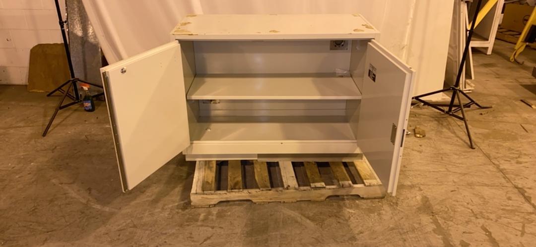 48" Jamestown Flammable Cabinet(S6LLST3624)
