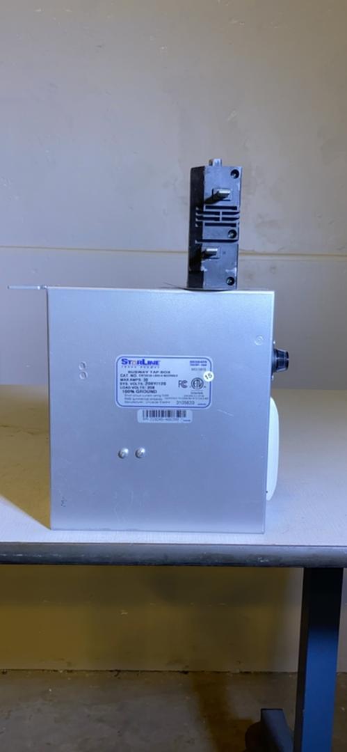 30A STARLINE Busway Tap Box 208/120v CBT5E28L6304M22R30/2(S6LLST4306)
