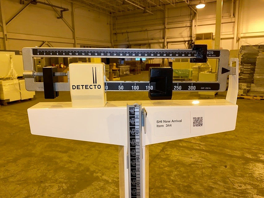 Cardinal Detecto 300 Lbs Mechanical Beam Physicians Scale(S6LLST0981)