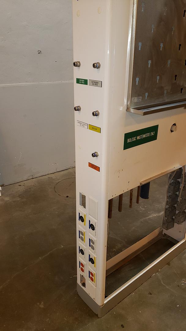Lab Casework Utility Chase Electrical & Gas + Pegboard 9'(S6LLST10407)