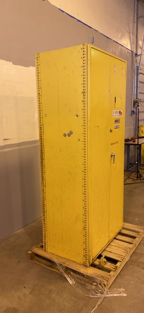 87" Yellow WISECO Storage Cabinet Large(S6LLST3738)