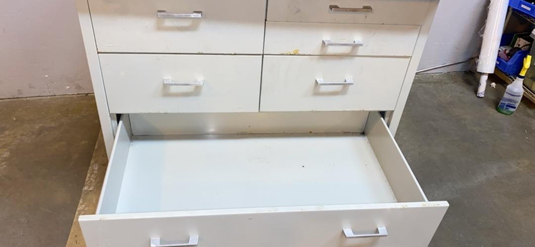 36" St. Charles 7 Drawer Cabinet W/ Sink Top(S6LLST6475)