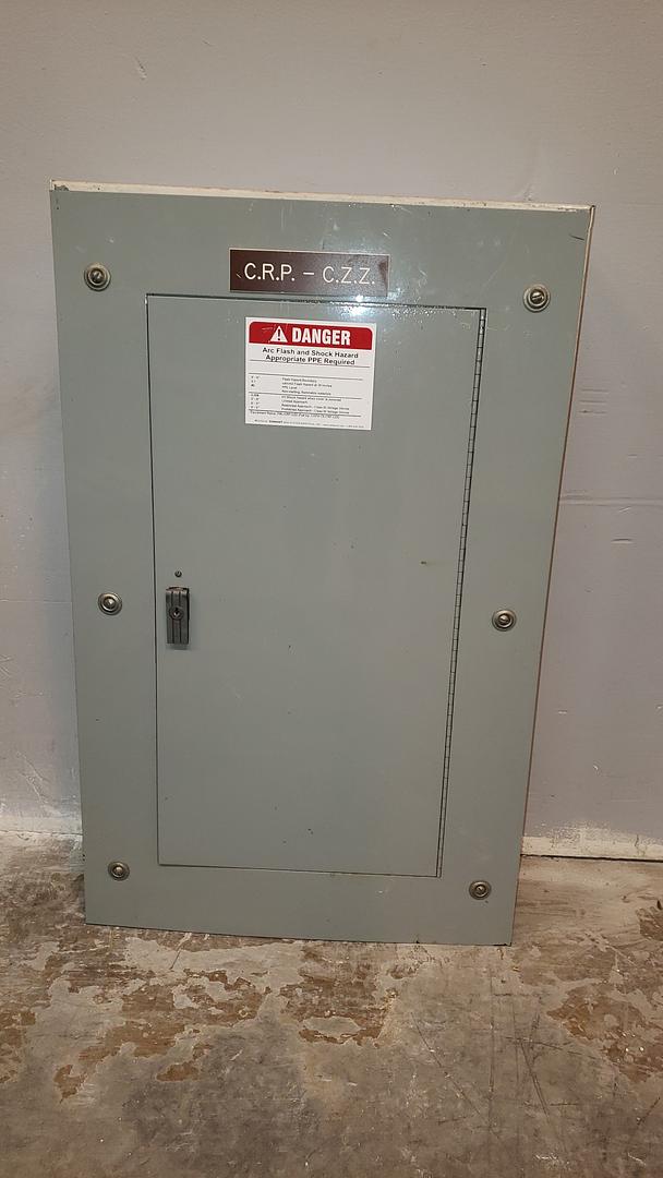 100A Breaker Panelboard 120/208v Loaded 24 Pole 100A Main(S6LLST10598)