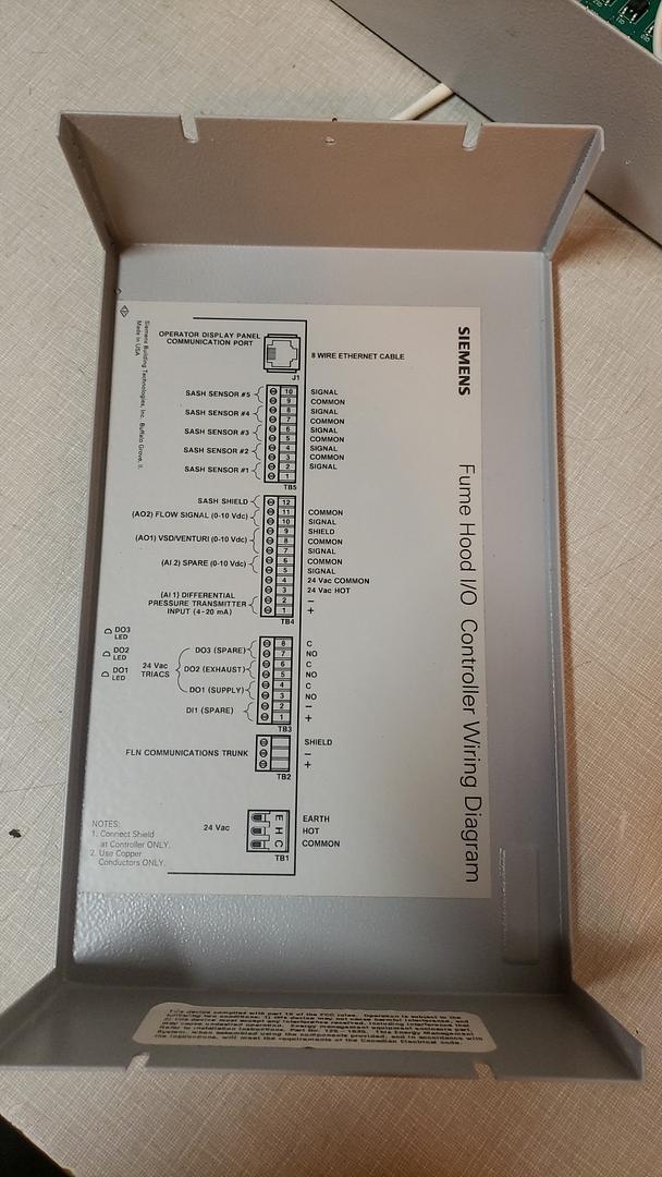 *Pickup Only* Siemens Building Fume Hood Controller 537-899(S6LLST9806)