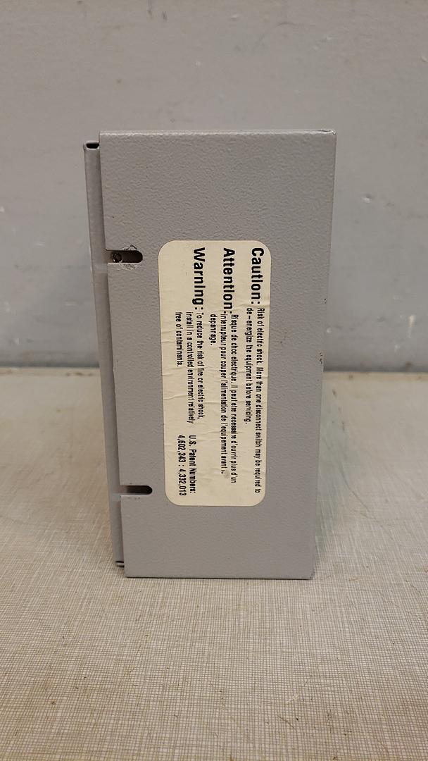 *Pickup Only* Siemens Building Fume Hood Controller 537-899(S6LLST9806)