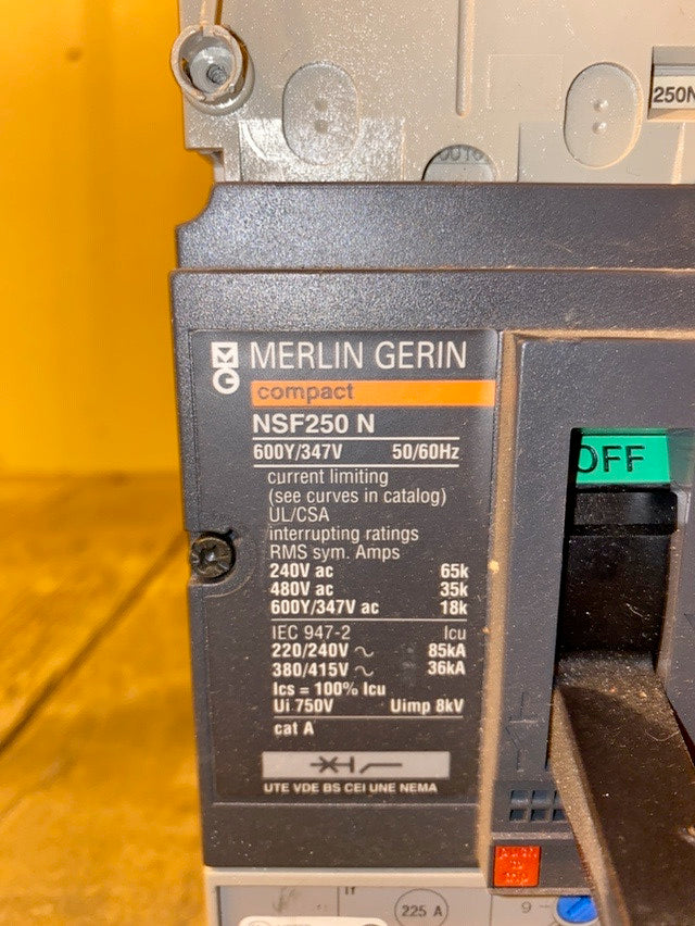 MERLIN GERIN, NSF250 N, 225A (S6LLST1303)(S6LLST1303)