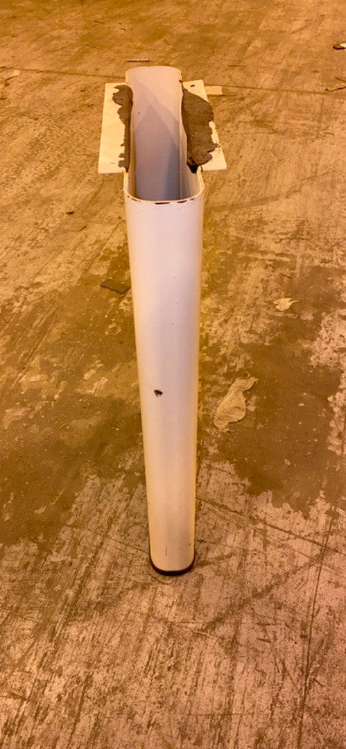 10x4x18" White Metal Reagent Posts Casework Shelving Pedestals(S6LLST2889)