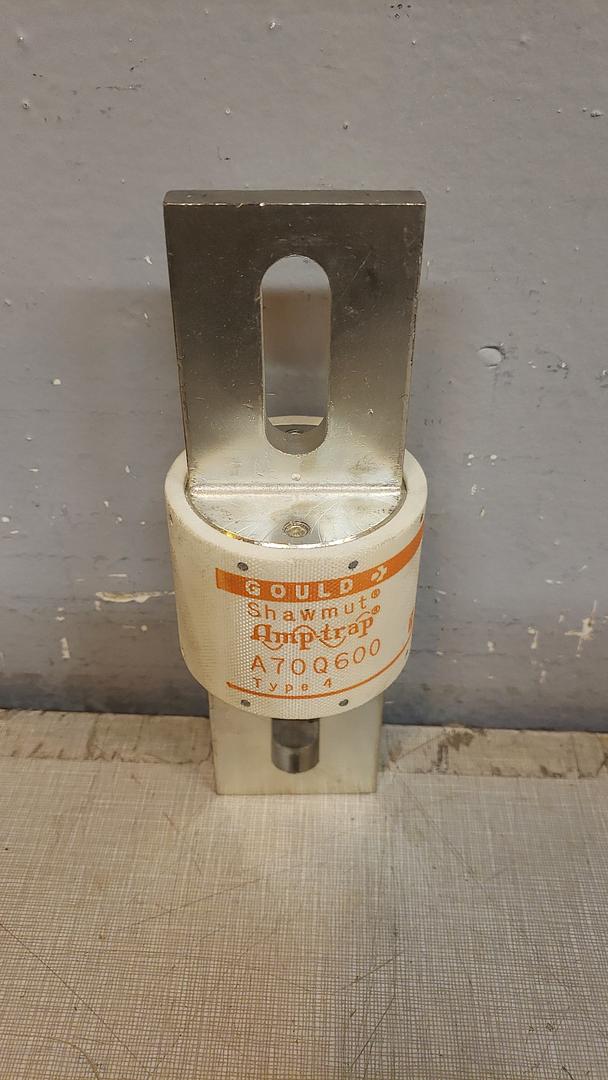 Lot of 4 Gould Shawmut Amp Trap A70Q600 NEW(S6LLST11205)