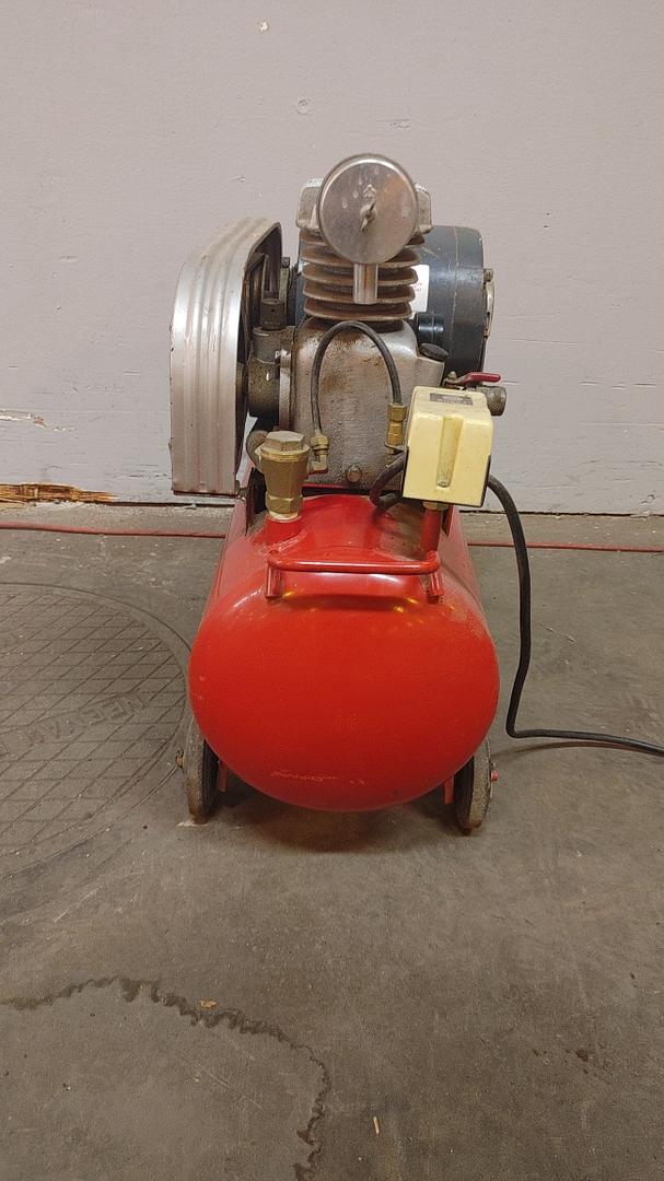 Air Compressors(S6LLST12817)