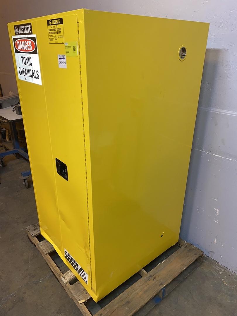 JustRite Flammable Cabinets 55 Gallons(S6LLST1075)