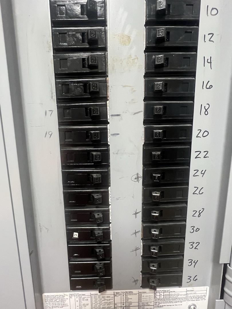 100A 120/208V 3PH PRL1 Panelboard 42 Circuit Neut. 100A w/ Main Compact(S6LLST13231)