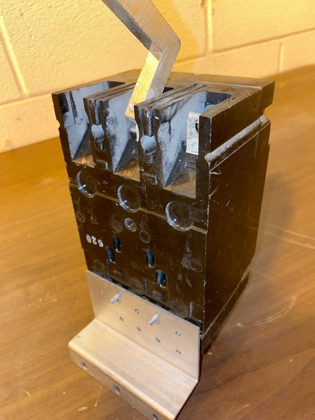 20A GE 3 Pole Circuit Breaker(S6LLST1463)