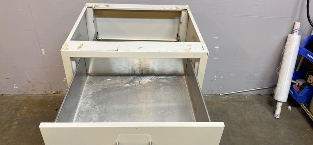 24x23x35" 2' Jamestown Lab Casework Bench Door/Drawer (S6LLST6491)(S6LLST6491)