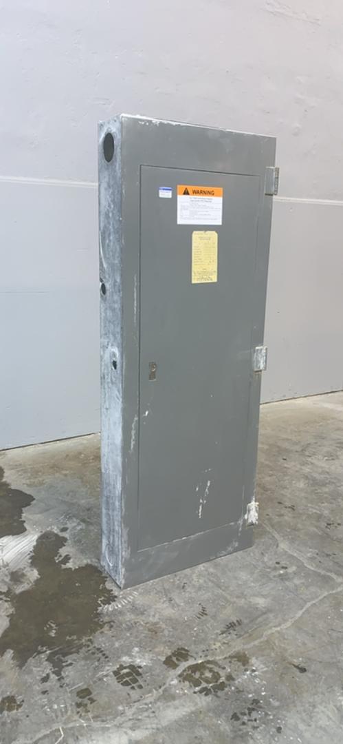 250A Square D Panelboard 120/240v NAIB 1Ph Loaded W/ Main(S6LLST10255)