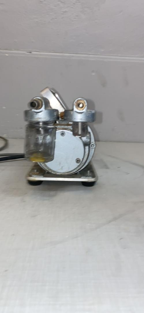 Gast 1531-107B-G288X Rotary Vane Vacuum Pump(S6LLST6036)