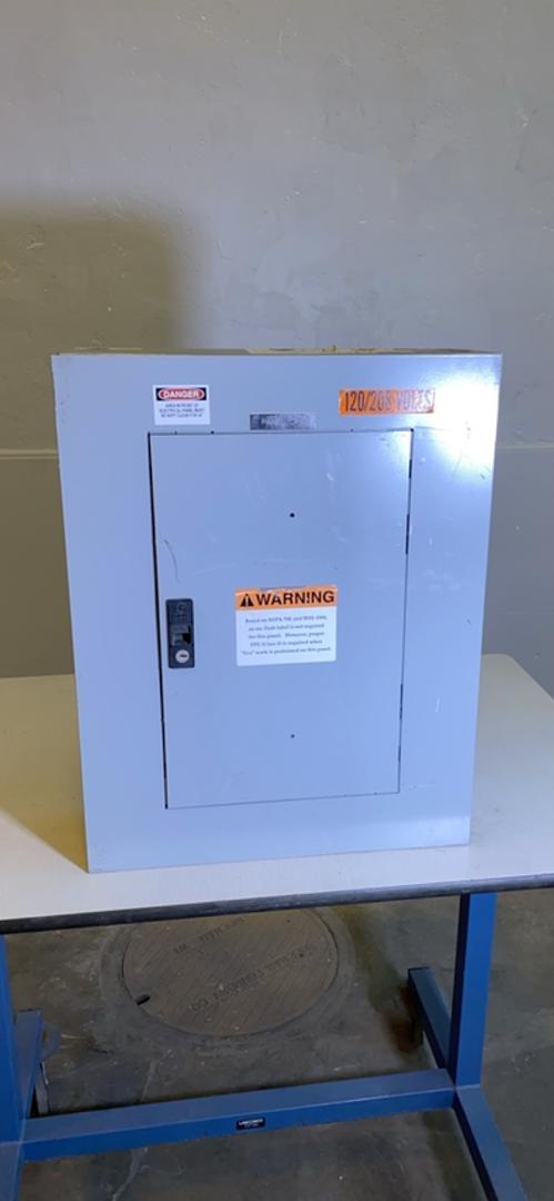 125A GE Panelboard 208/120 W/ Main Loaded(S6LLST4235)