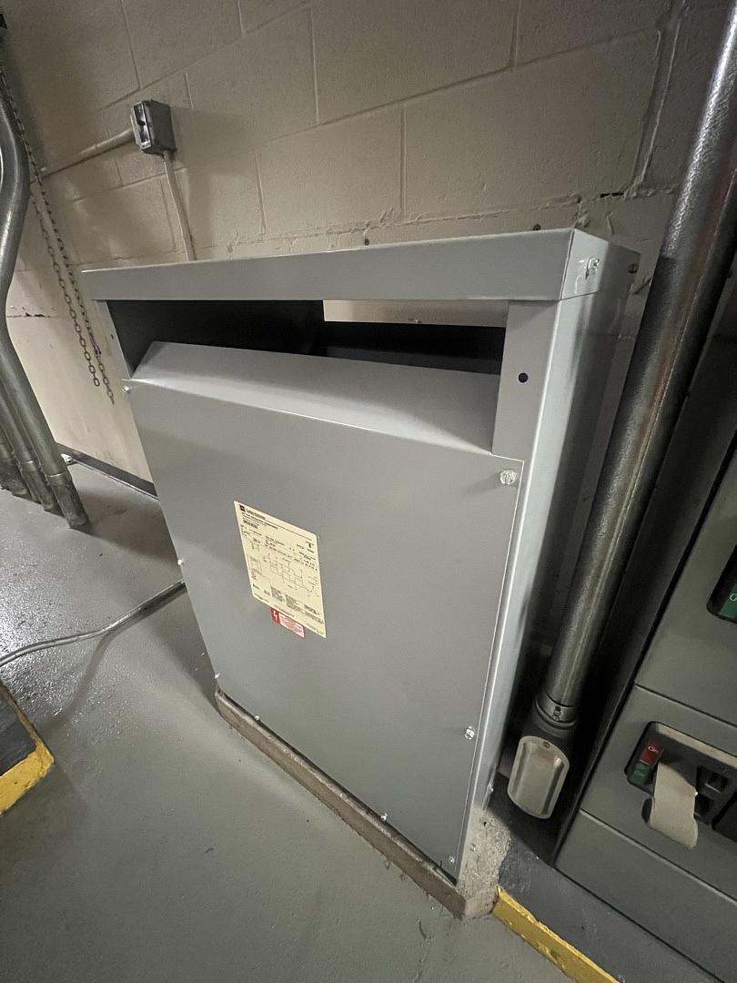 Cutler Hammer 93KVA Dry Type Transformer 460D x 460Y/266v MD93E92 (SKU: 13144)(S6LLST13144)