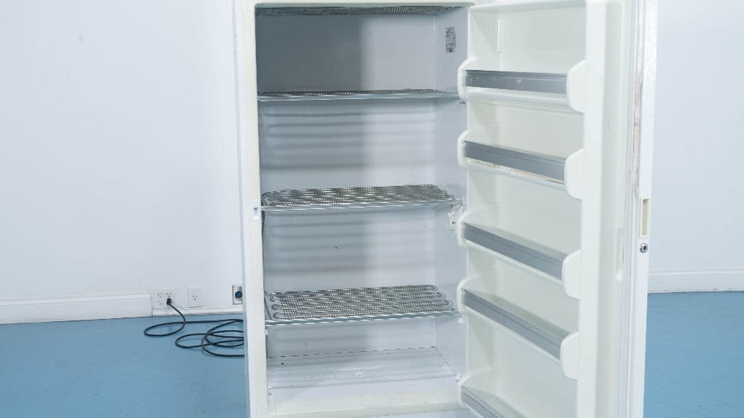 VWR U2016GA14 -20C Freezer. Tested10degrees(S6LLST1354)