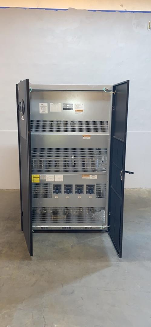 200KVA Liebert NX UPS 38SA200A0A00 480V '12(S6LLST8457)