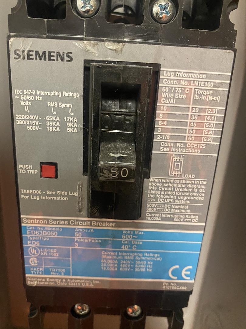 Siemens 50A ED63B050 Circuit Breaker in Disconnect Enclosure(S6LLST4387)