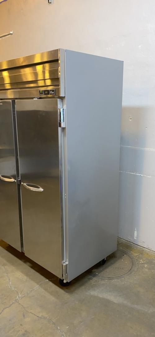 52" Beverage Air Refrigerator Tested Not Working(S6LLST5834)
