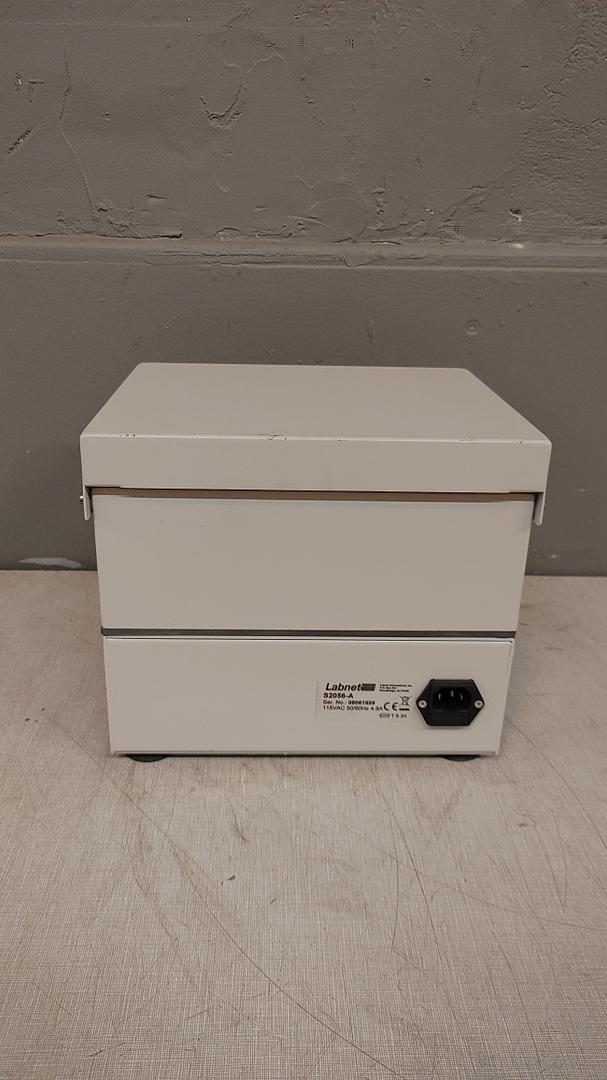 Labnet Vortemp 56 S2056-A Incubator Shaker