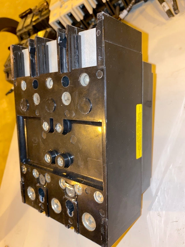 QD225 Circuit Breaker Square D 523372P7 225A(S6LLST1721)