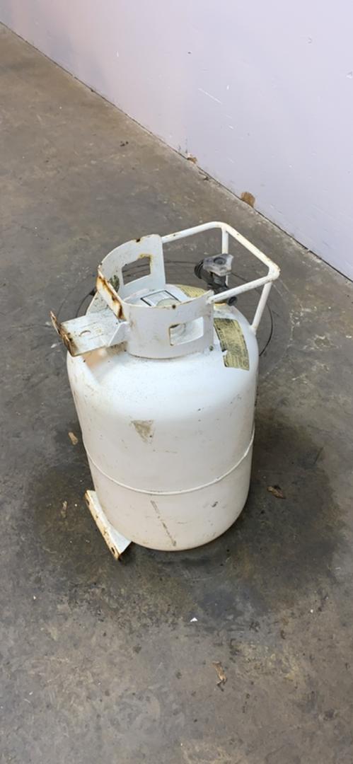 12"x23" Airgas Small Propane Storage Tank(S6LLST8744)