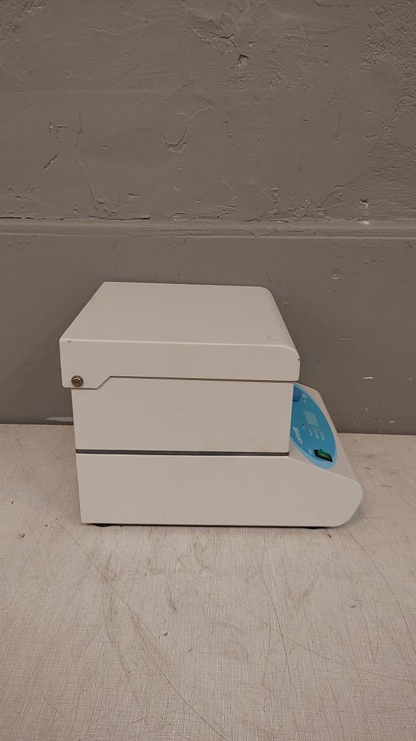 Labnet Vortemp 56 S2056-A Incubator Shaker