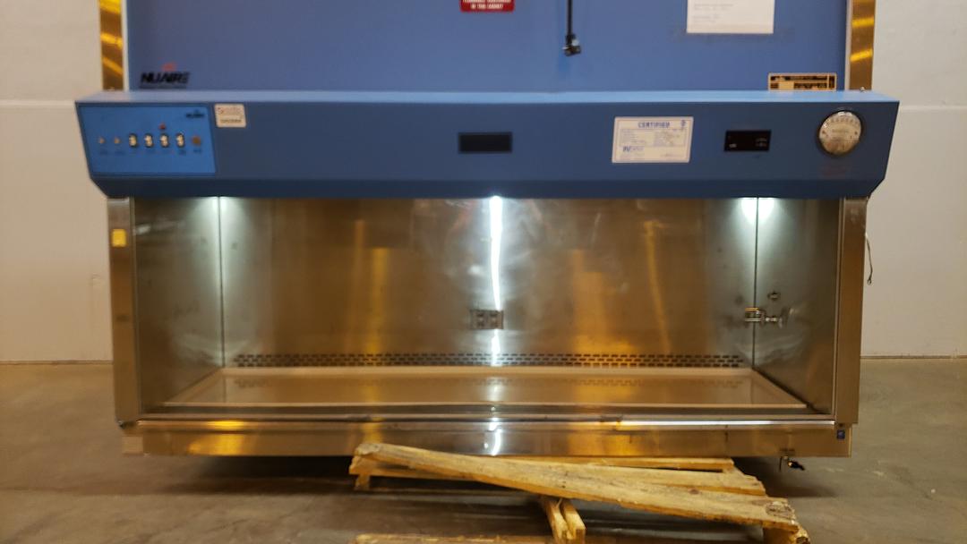 NUAIRE Biosafety Cabinet 6' NU-425-600 w/ Stand(S6LLST9460)