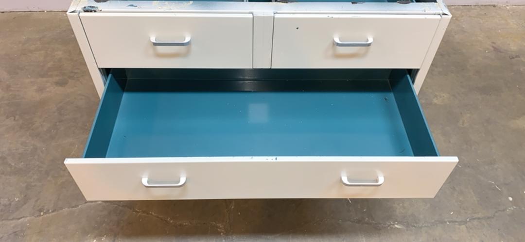 4' Duralab 5 Drawer Casework(S6LLST8277)