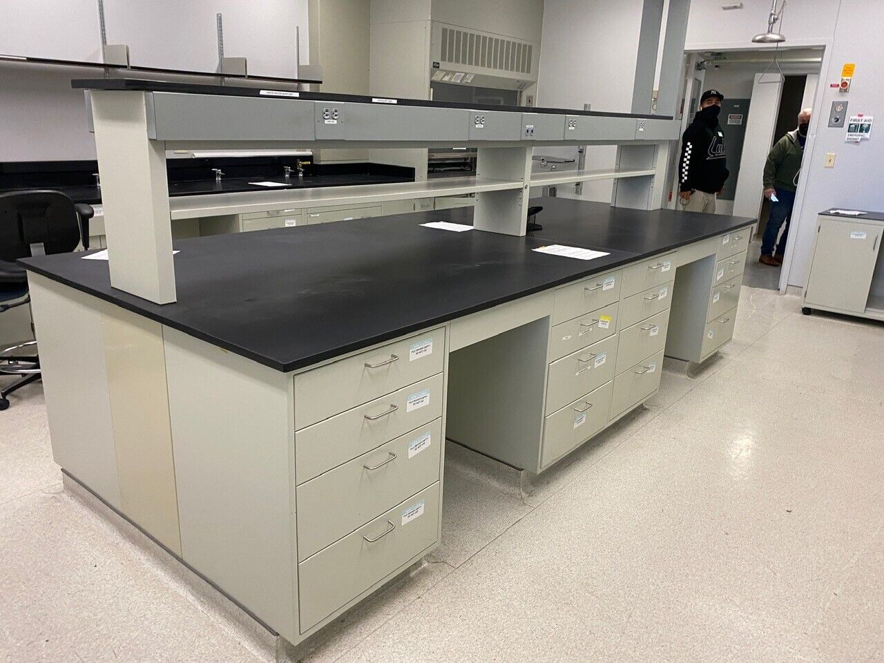 Lab Casework / Fume Hood Design & Consultation(100352)