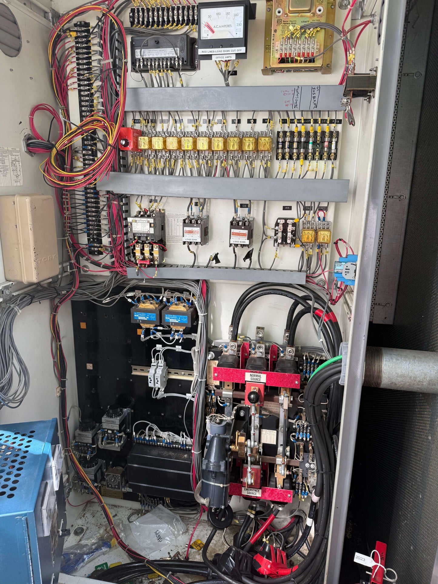 90KW Diesel Generator & ATS John Deere 1312hrs Enclosed TESTED