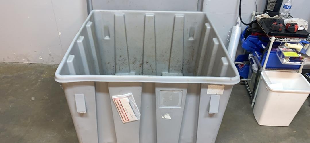 45x45x34 Plastic Container with Lid(S6LLST6433)