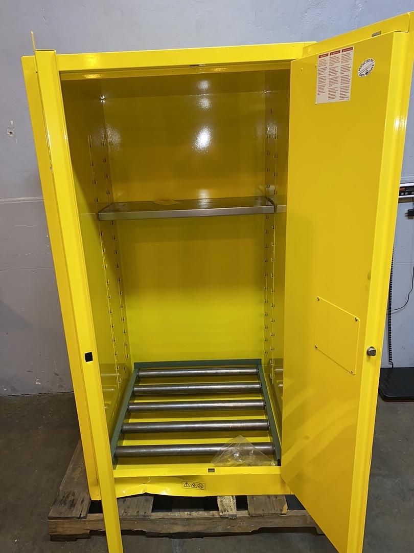 JustRite Flammable Cabinets 55 Gallons(S6LLST1075)