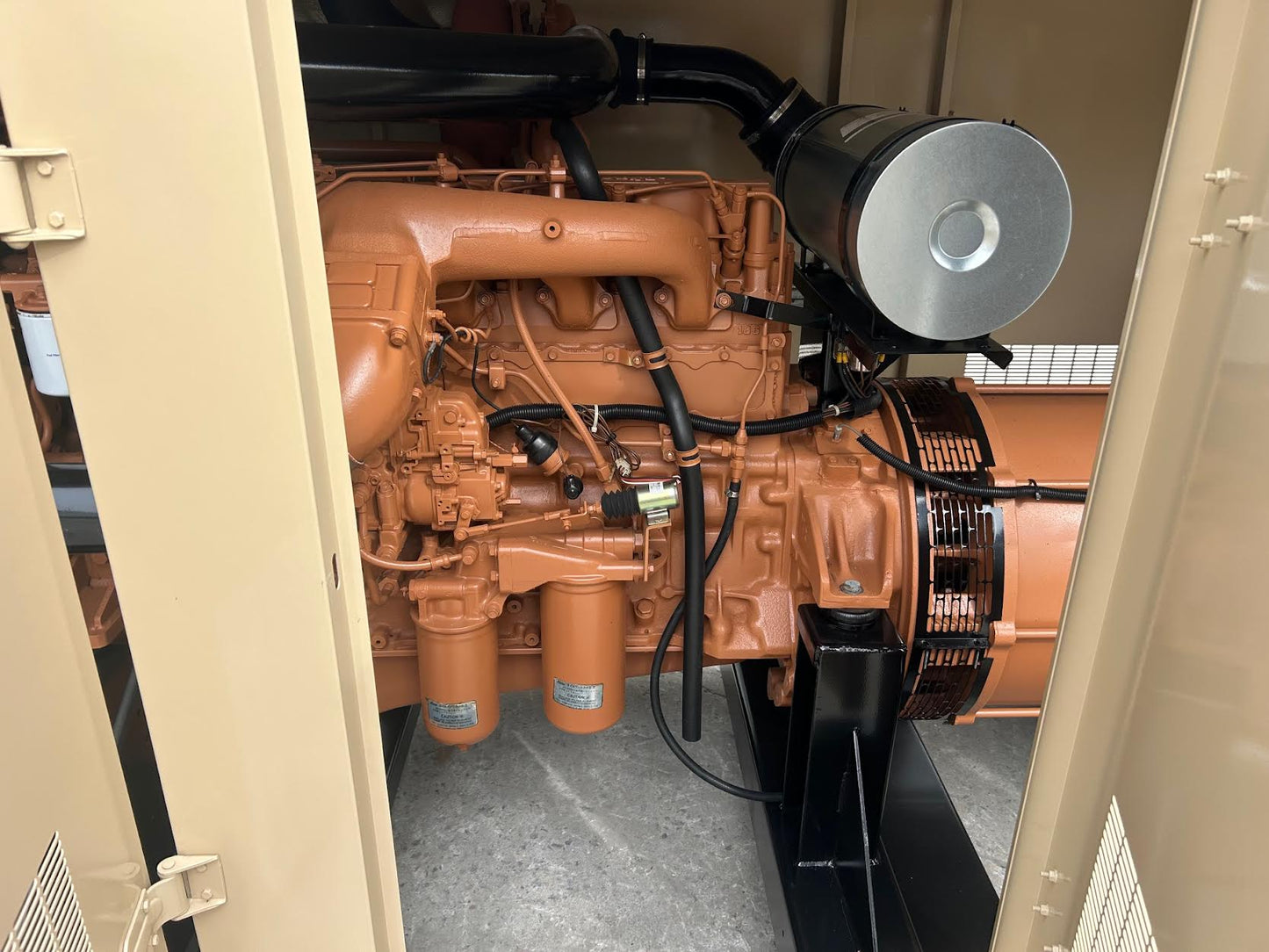 250KW Generac Diesel Generator 3PH '95 621hrs Tested